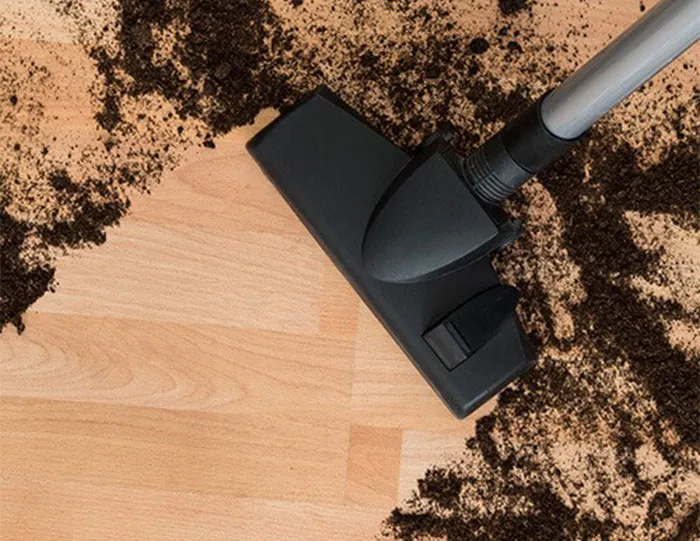 LaminateDirtDebris-1 Laminate Mud Dirt | Wade's Interiors